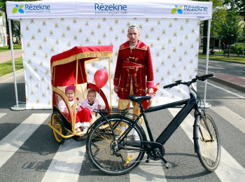 ПРАЗДНИК ГОРОДА РЕЗЕКНЕ - СЕМЕЙНЫЙ ПАРАД В РЕЗЕКНЕ 2019