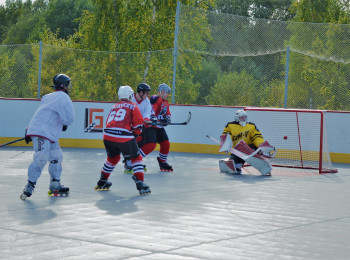 S/C "SUZANNA" SUPPORTED THE INLINE HOCKEY TOURNAMENT REDPUCK2021