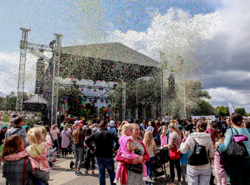 ПРАЗДНИК ГОРОДА РЕЗЕКНЕ - СЕМЕЙНЫЙ ПАРАД В РЕЗЕКНЕ 2019